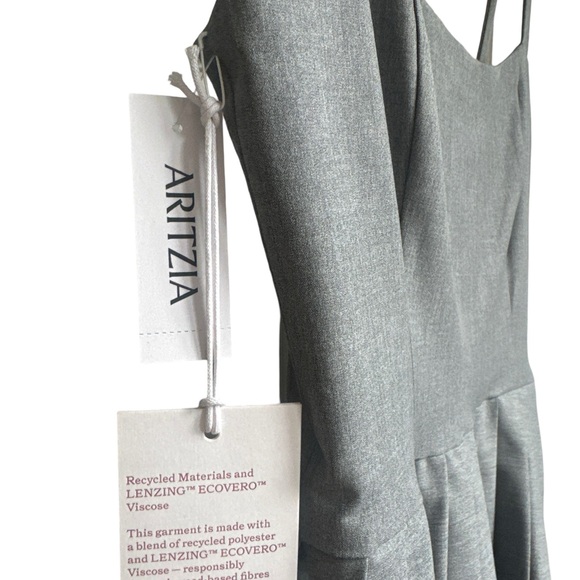 NWT. Aritzia Heather grey TRIX dress size 2 Sunday Best - Picture 6 of 13
